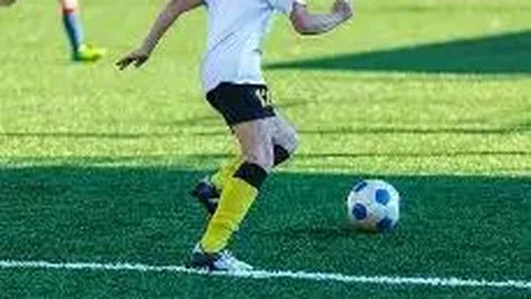 曼联球迷焦虑，奥纳纳承诺今季冲击巅峰足球